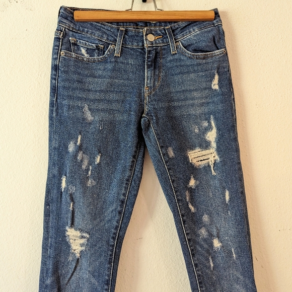 Levi's 711 Distressed Skinny Jeans - Picture 3 of 8